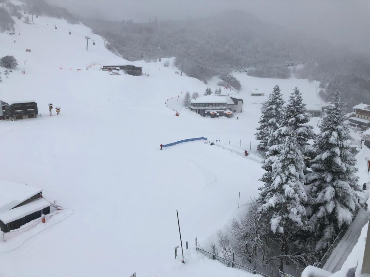 Le Skidoux 2*, Au Pied Des Pistes, Vue Montagne Gourette Bagian luar foto